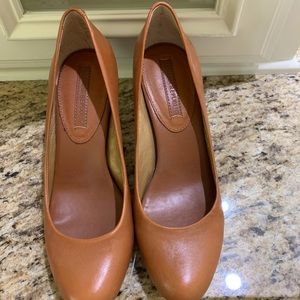 Banana Republic Ladies pumps